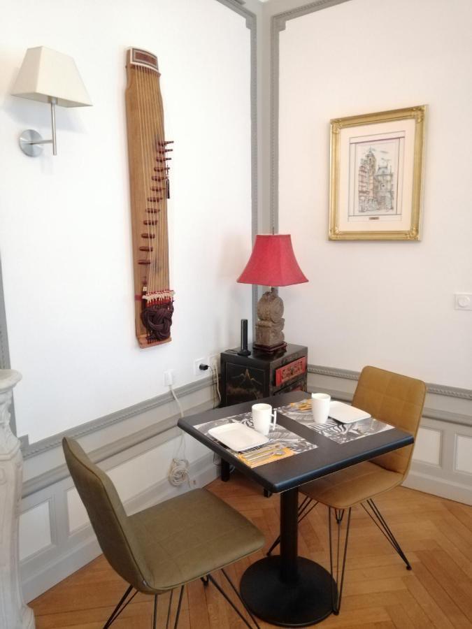 D'hôtes Côté Parc-côté Jardin Bed & Breakfast Nevers
