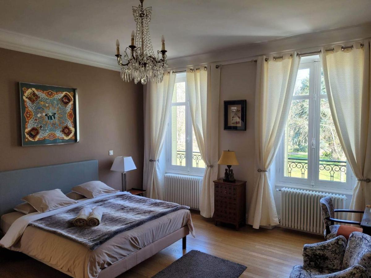 D'hôtes Côté Parc-côté Jardin Bed & Breakfast