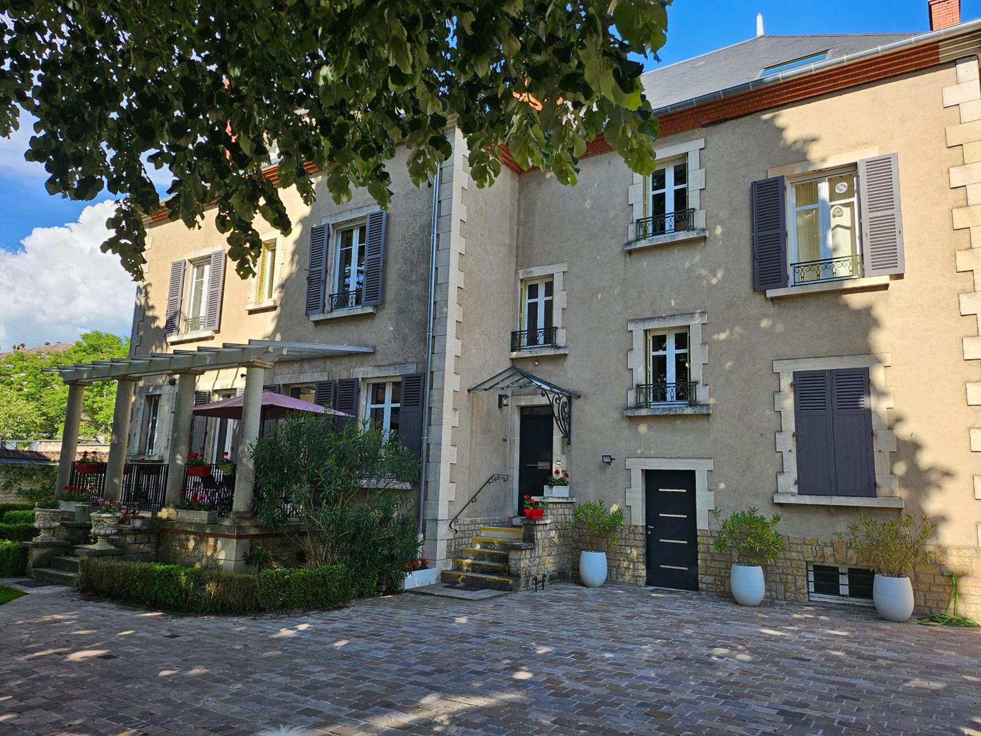 D'hôtes Côté Parc-côté Jardin Couette-café
