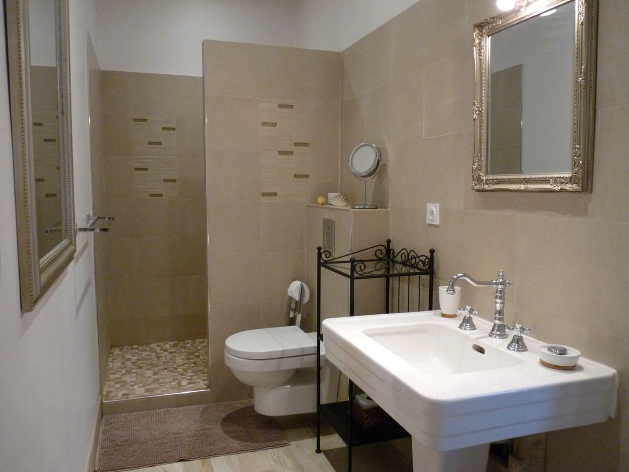 D'hotes De Luxe Cote Parc-cote Jardin Avec Parking Prive Gratuit * Nevers